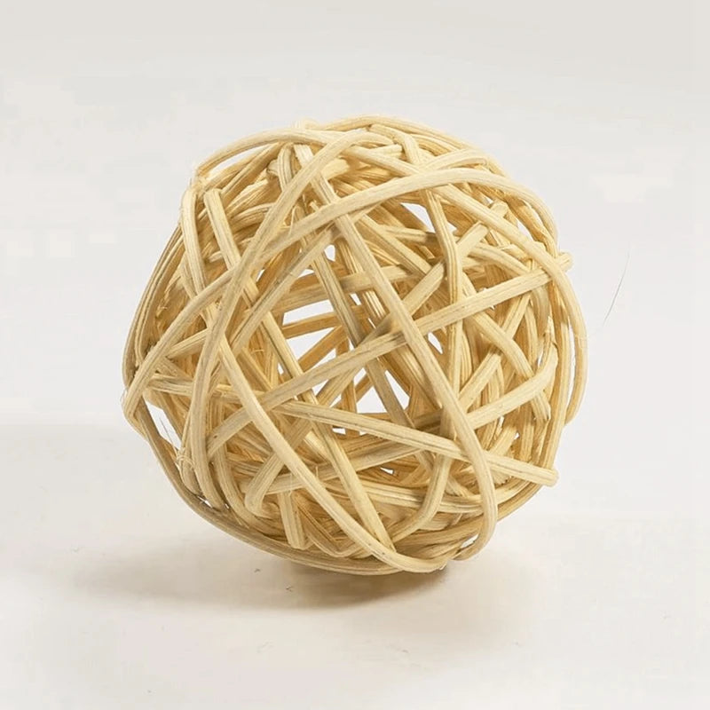 Natural Grass Chew Balls 4-Pack