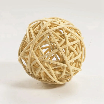 Natural Grass Chew Balls 4-Pack